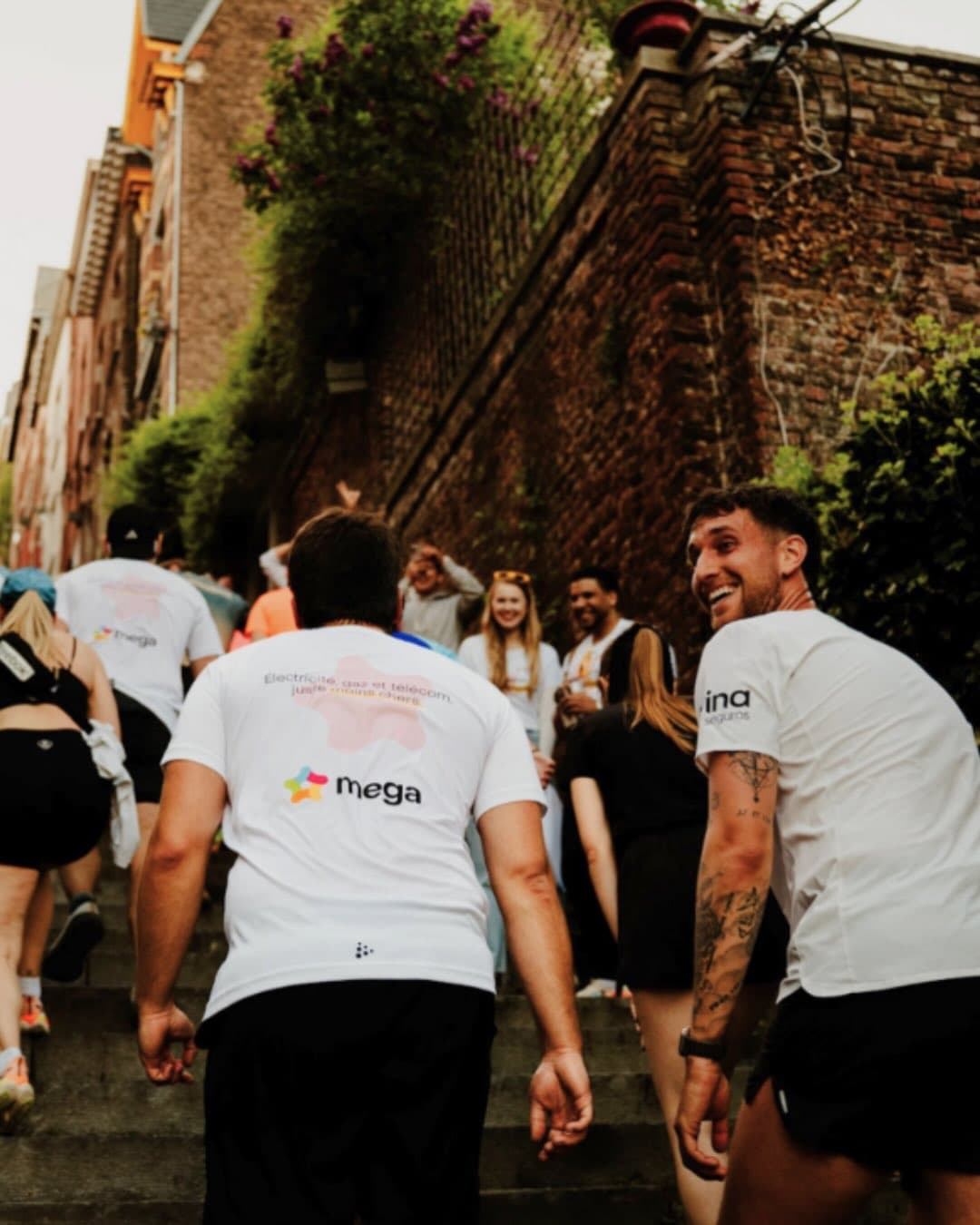 When a 374-Step Staircase Becomes the Center of a Running Event — media 2 of 9