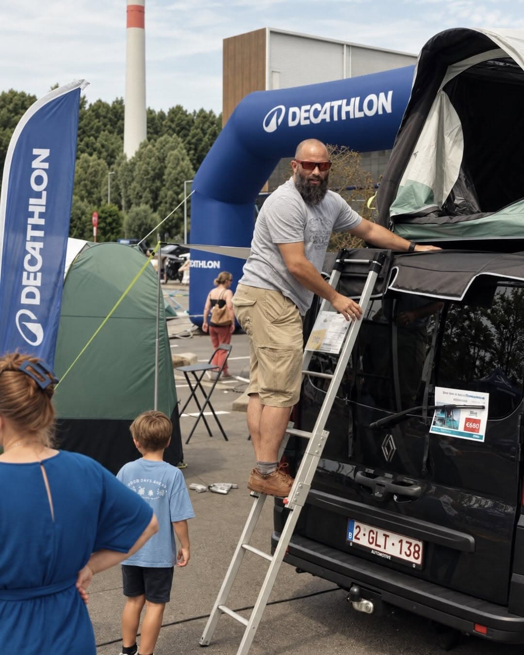 Why Decathlon Took Vanlife Gear to a Festival — media 5 of 9