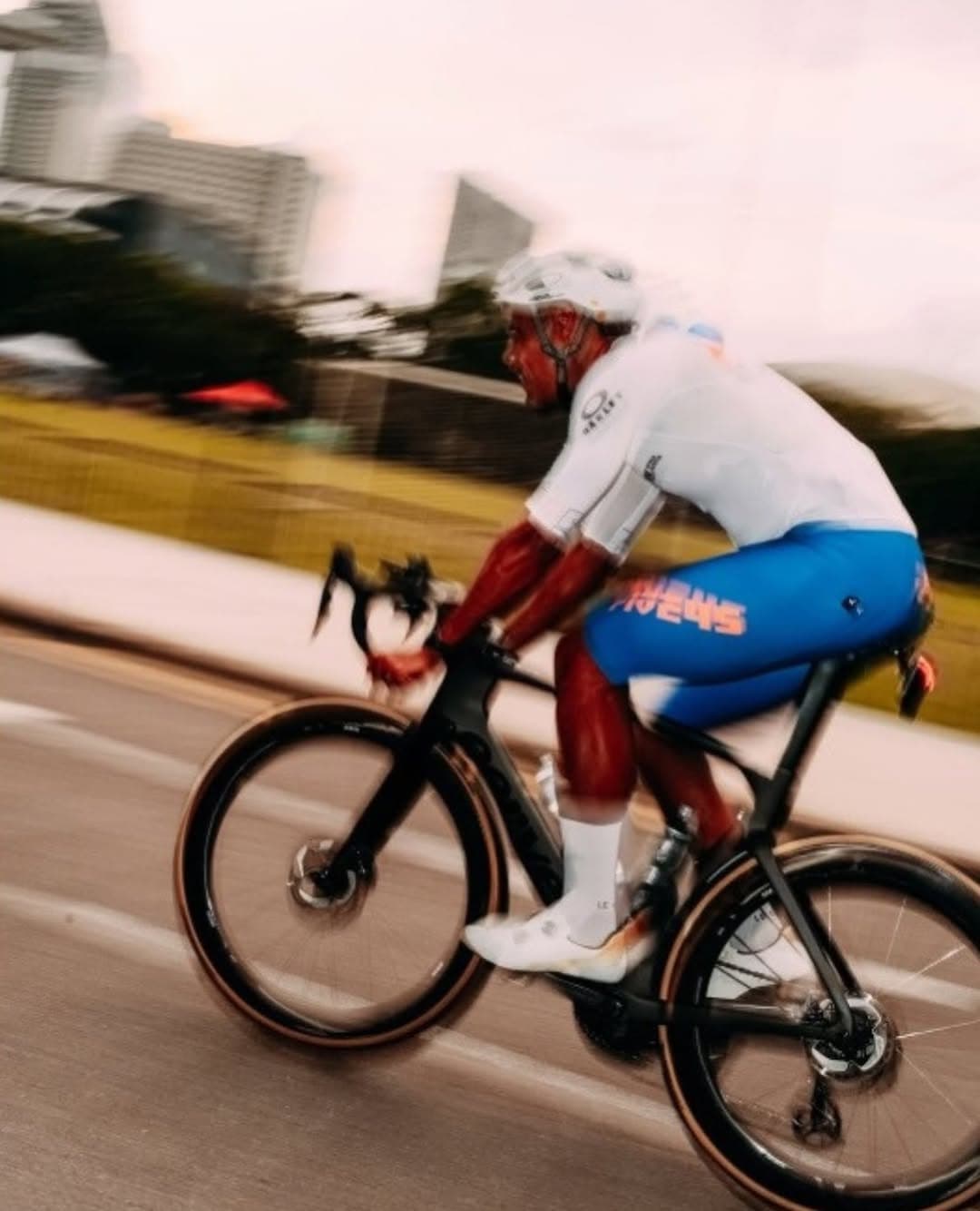 What a Bike Light Brand Teaches About Community Fit — media 7 of 7