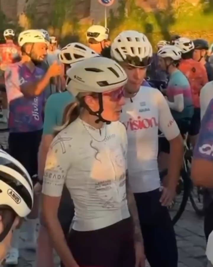 How a Club Ride Becomes a Yearly Tradition — media 4 of 6