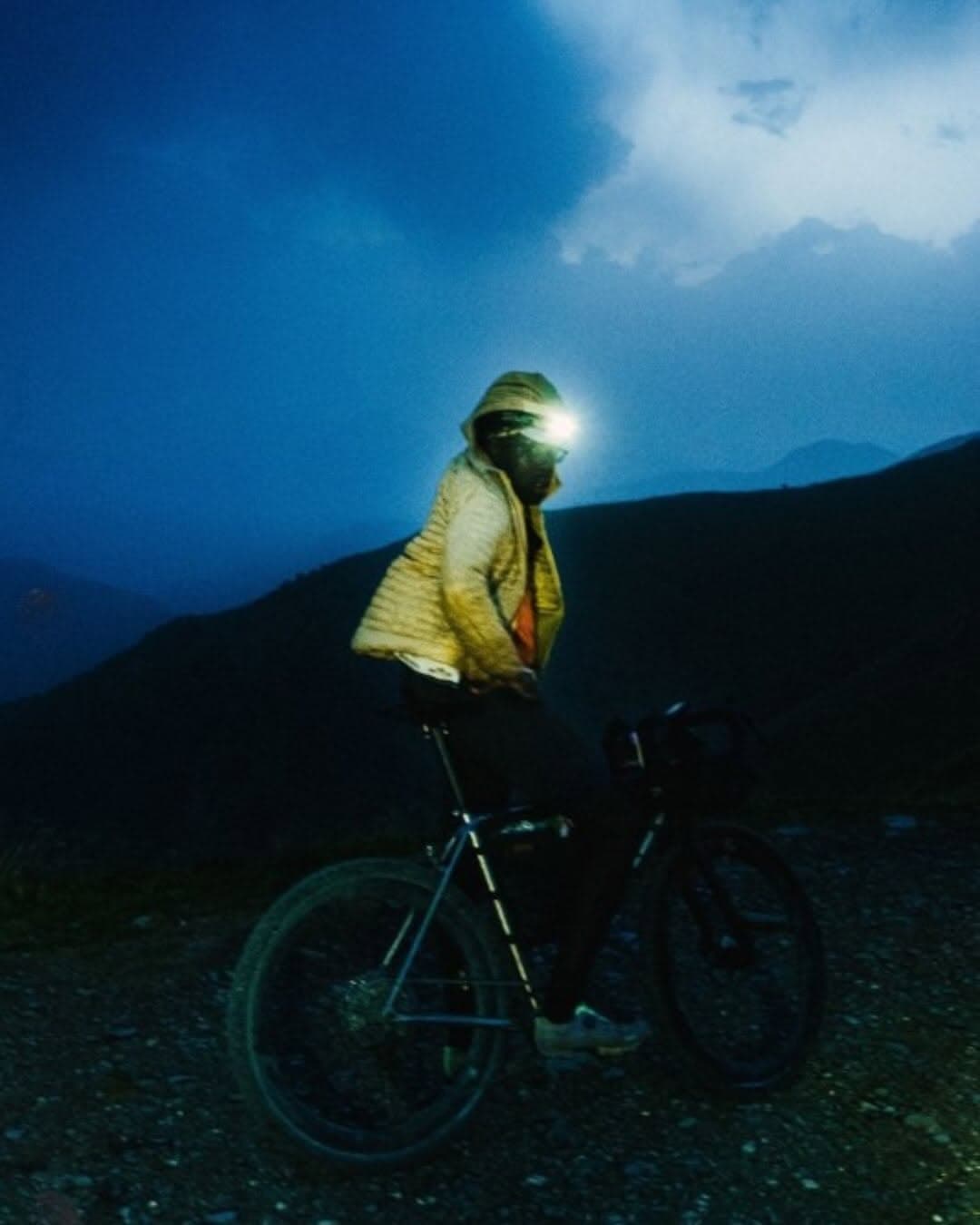 Why Cycling Crews Choose the Hard Route Together — media 4 of 7